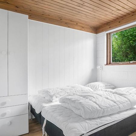 Amazing Home In Kalundborg With Kitchen ภายนอก รูปภาพ