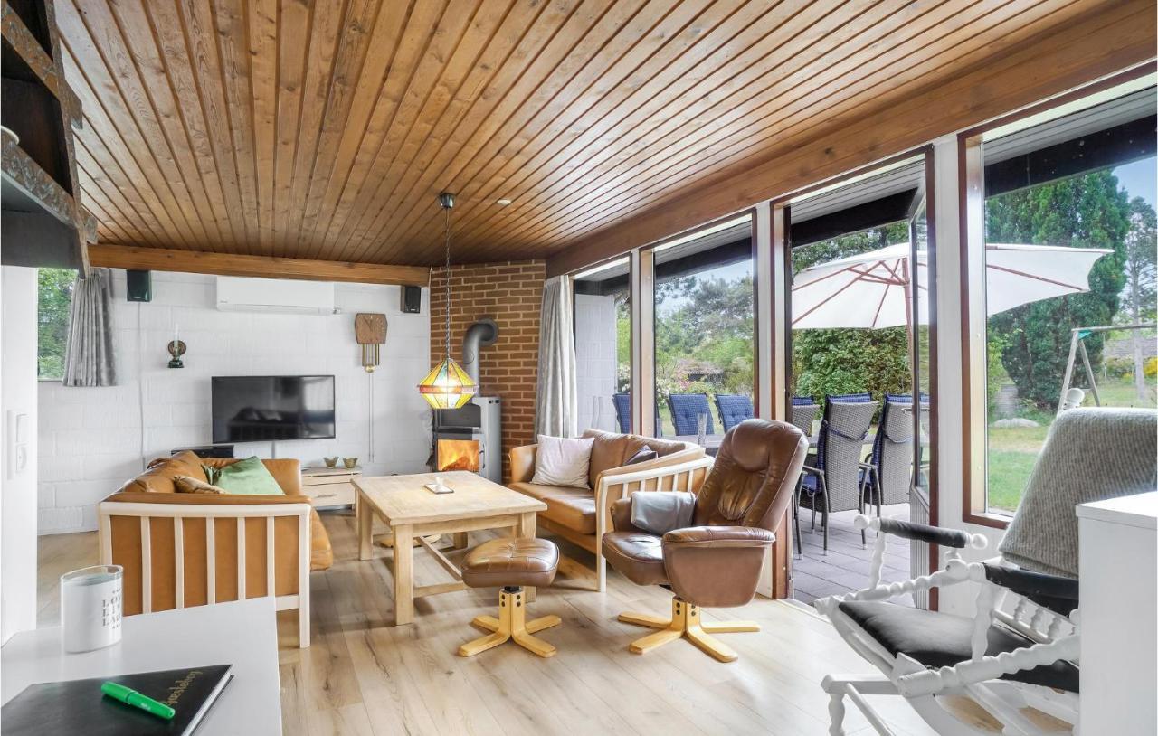 Amazing Home In Kalundborg With Kitchen ภายนอก รูปภาพ
