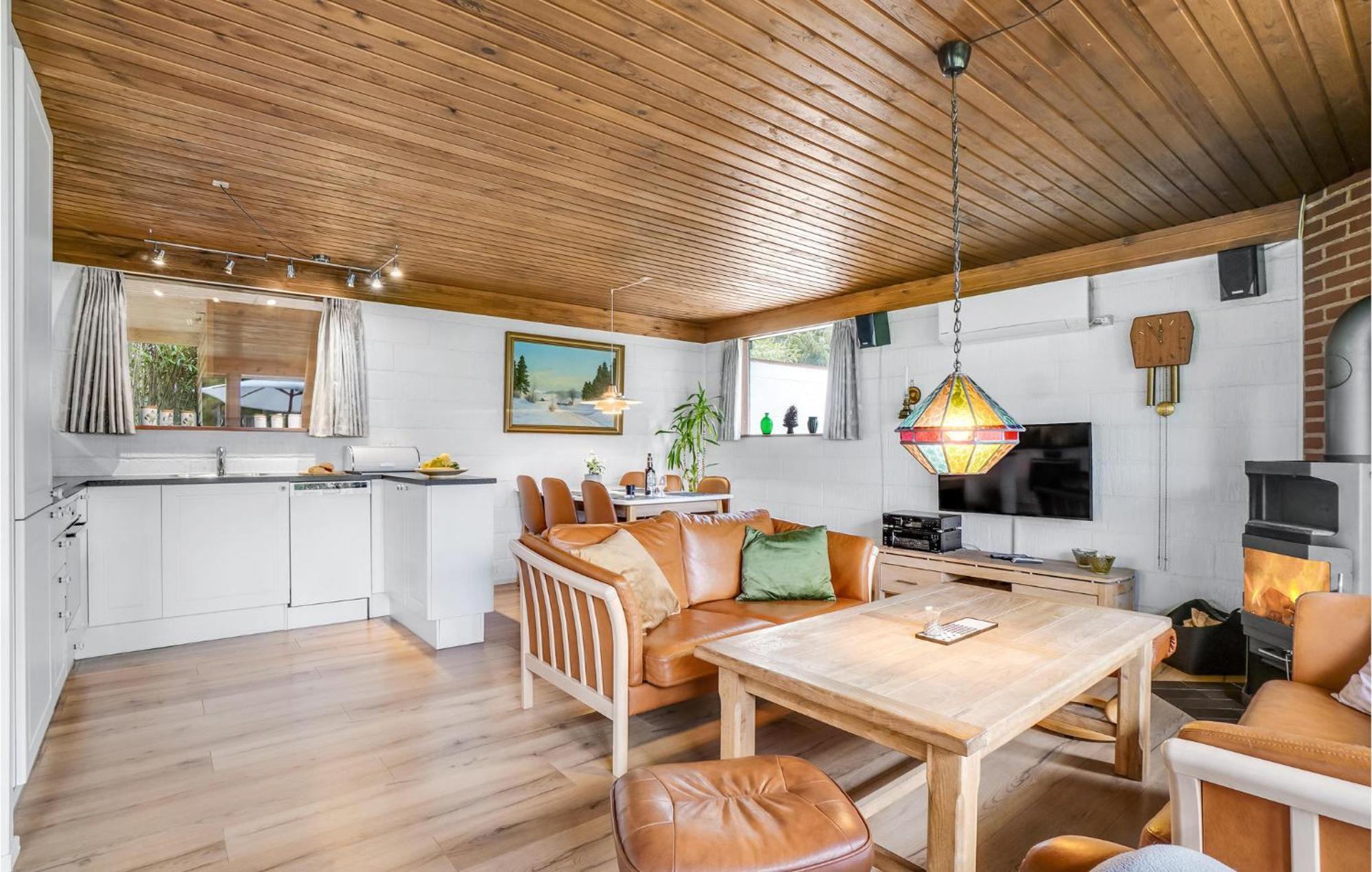 Amazing Home In Kalundborg With Kitchen ภายนอก รูปภาพ