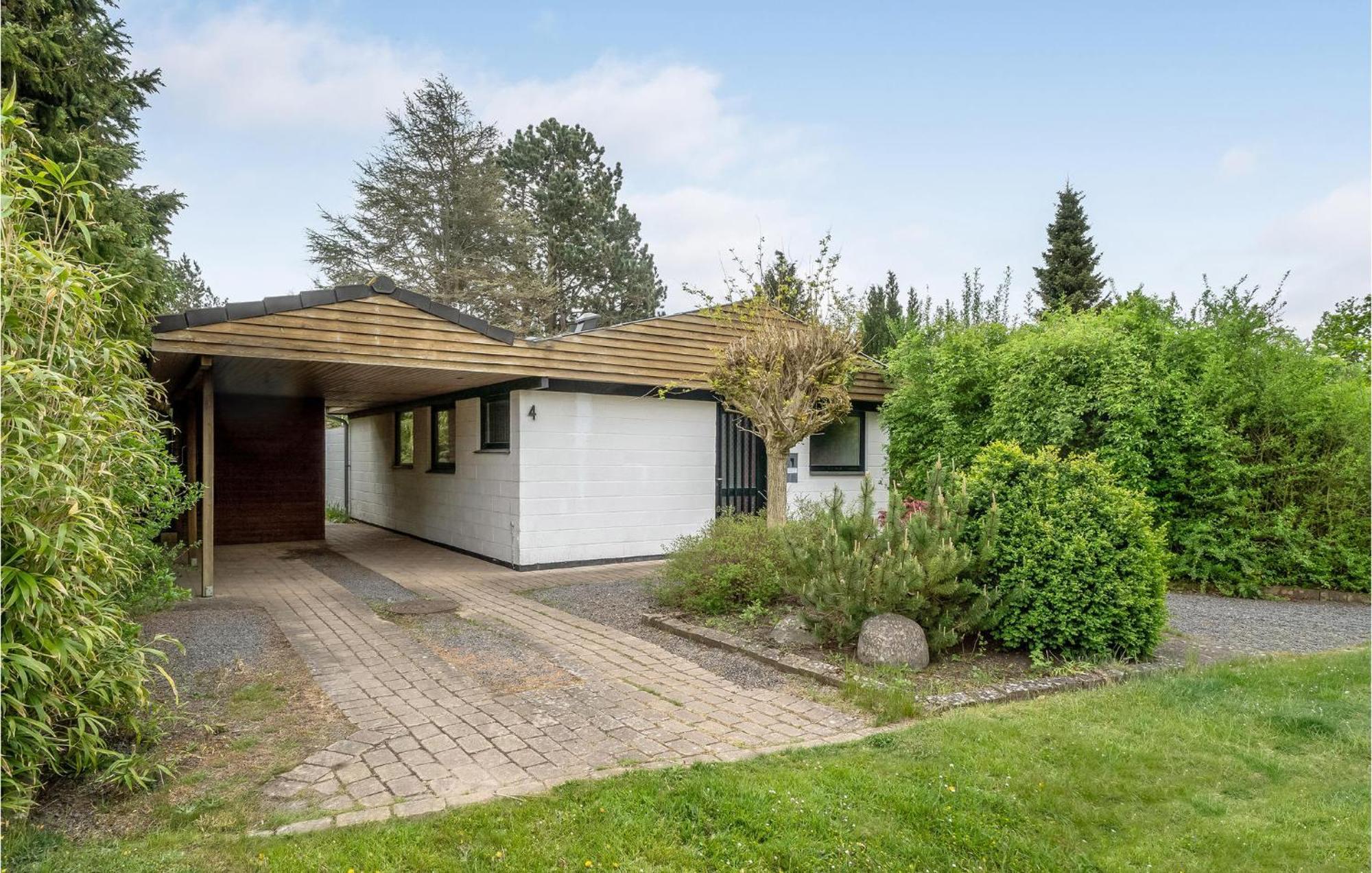 Amazing Home In Kalundborg With Kitchen ภายนอก รูปภาพ